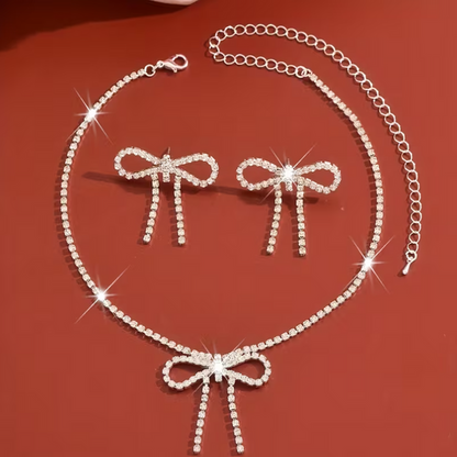 Set Bijuterii: Lănțișor + Cercei Fundiță Cadou